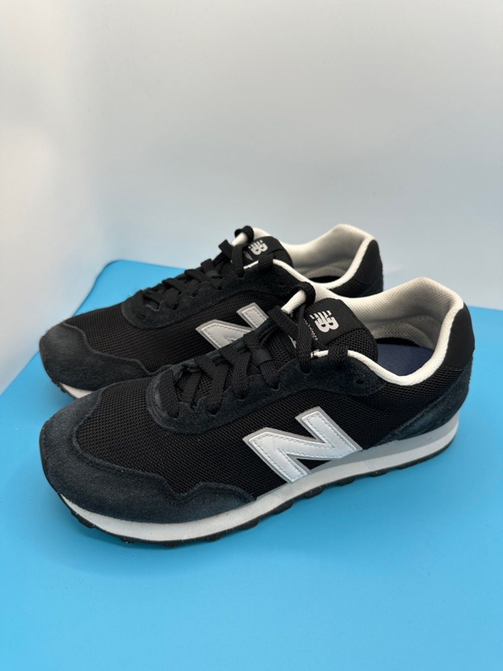NEW! New Balance 515 V3 Women’s size 8  new no box.